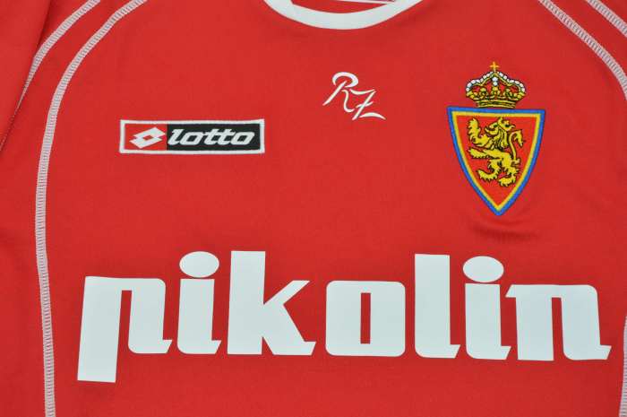 Retro Jersey 2004-2005 Real Zaragoza Away Red Soccer Jersey Vintage Camisetas de Futbol