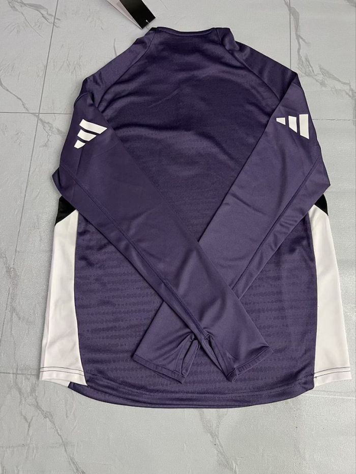 Player Version 2025-2026 Manchester United Dark Purple Soccer Training Sweater
