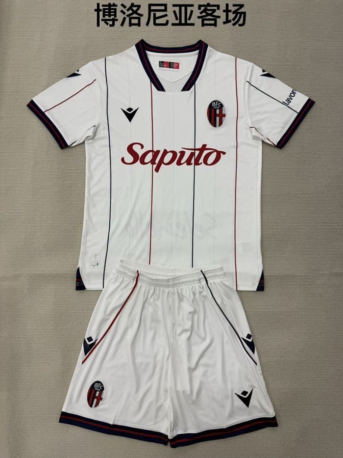 Youth Uniform Kids Kit 2025-2026 Bologna Away White Soccer Jersey Shorts Child Football Set