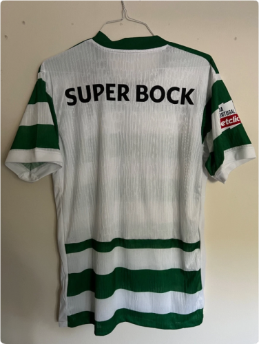 with Golden Campeno+Liga Nos Patch Player Version 2025-2026 Sporting Lisbon Home Football Shirt Soccer Jersey