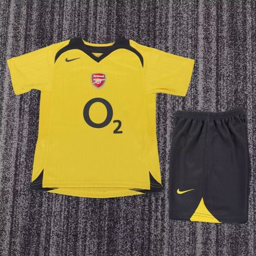 Retro Youth Uniform Kids Kit 2005-2006 Arsenal Away Yellow Soccer Jersey Shorts Vintage Child Football Set
