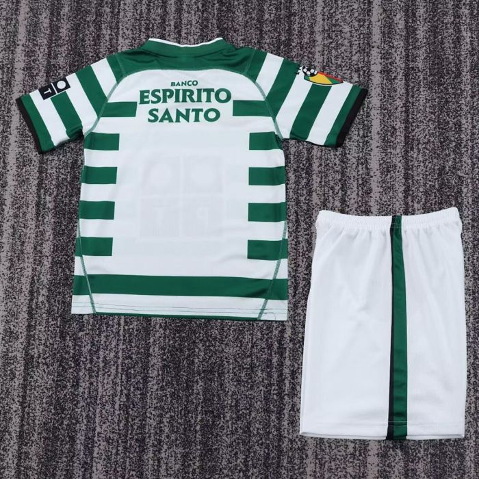 Retro Youth Uniform Kids Kit Sporting Lisbon 2003-2004 Home Soccer Jersey Shorts Child Football Set