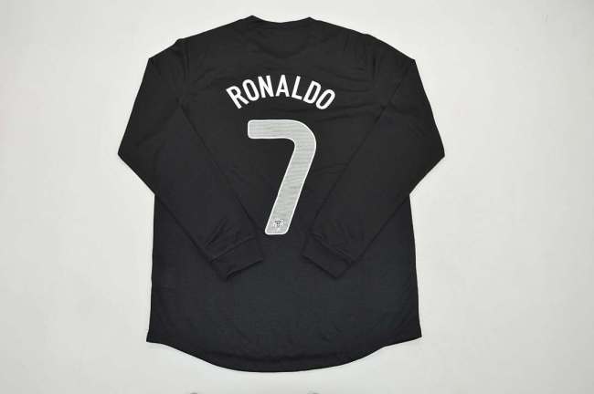 Long Sleeve Retro Jersey 2013 Portugal RONALDO 7 Away Black Soccer Jersey Vintage Football Shirt