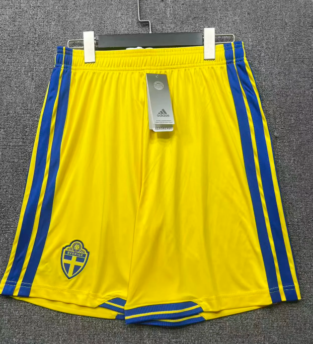 Fan Version 2026 Sweden Home Soccer Shorts Football Shorts