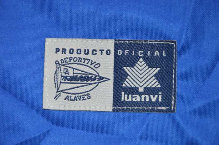 Retro Jersey 2000-2001 Deportivo Alaves JORDI 14 European Home Soccer Jersey Vintage Football Shirt