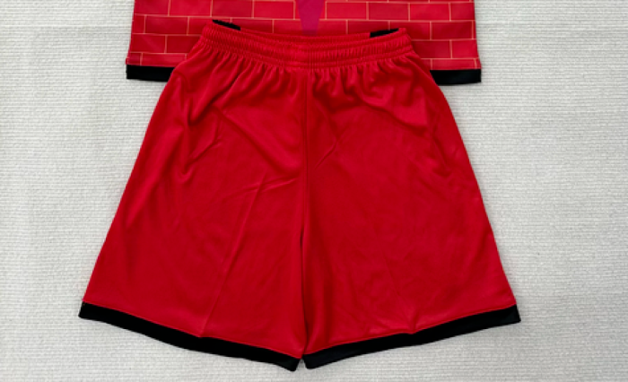 Fan Version 2025-2026 Venezia Fourth Away Red Soccer Shorts Football Shorts
