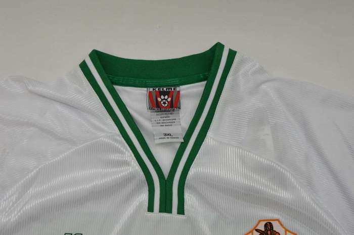 with LFP Patch Retro Jersey 1999-2000 Elche NINO 26 Home Soccer Jersey Vintage Football Shirt