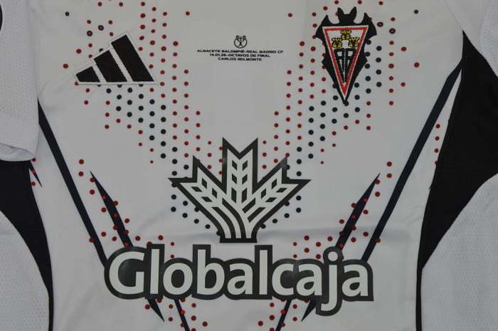 with Front Lettering+Copa De Rey Patch Patch Youth Uniform Kids Kit Albacete 2025-2026 Copa De Rey vs Madrid Home Soccer Jersey Shorts Child Football Set