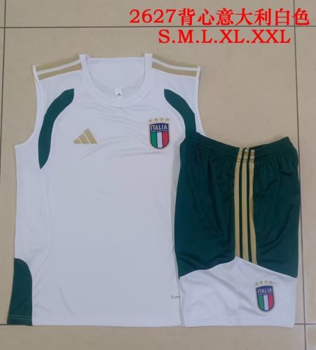 Adult Uniform 2026 Italy White Soccer Training Vest and Shorts Football Set
