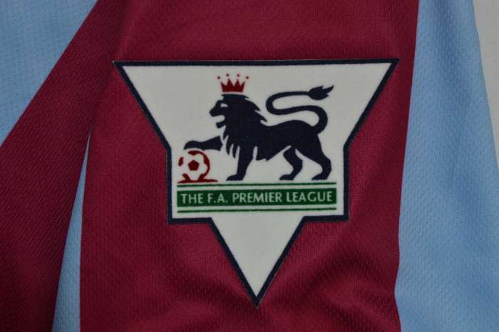 with EPL Patch Retro Jersey 1999-2000 Aston Villa Home Soccer Jersey Vintage Football Shirt