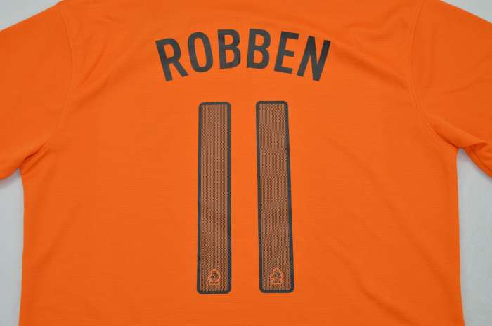 Retro Jersey 2012 Netherlands ROBBEN 11 Home Soccer Jersey Vintage Holland Football Shirt