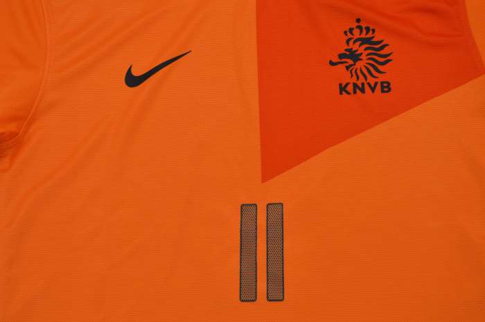 Retro Jersey 2012 Netherlands ROBBEN 11 Home Soccer Jersey Vintage Holland Football Shirt