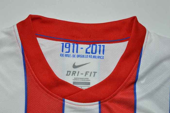 Retro Jersey 2011-2012 Atletico Madrid FALCAO 9 League Version Home Soccer Jersey Vintage Football Shirt