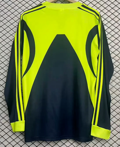 Long Sleeve Retro Jersey 1999-2000 Real Madrid Black/Green Goalkeeper Soccer Jersey Vintage Football Shirt