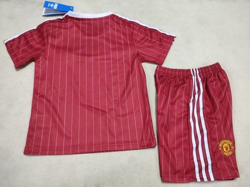 Youth Uniform Kids Kit 2026-2027 Manchester United Red Icon Soccer Jersey Shorts Child Football Set