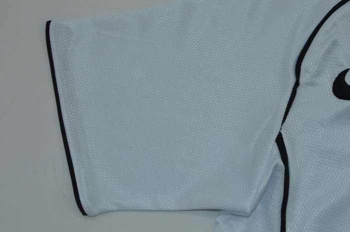 Retro Jersey 2005-2006 Corinthians Home Soccer Jersey Vintage Football Shirt