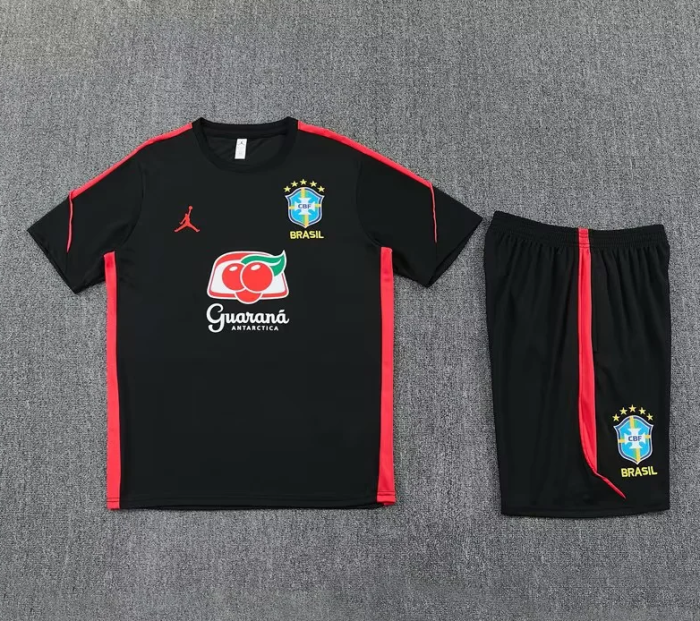 Adult Uniform 2026 Brazil Black Soccer Training Jersey and Shorts Football Kits