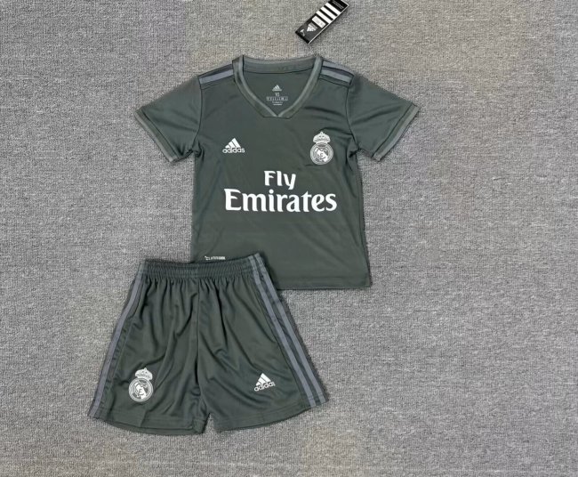 Youth Uniform Kids Kit 2026-2027 Real Madrid Special Edition Soccer Jersey Shorts Child Football Set