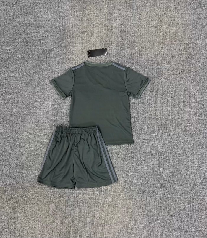 Youth Uniform Kids Kit 2026-2027 Real Madrid Special Edition Soccer Jersey Shorts Child Football Set