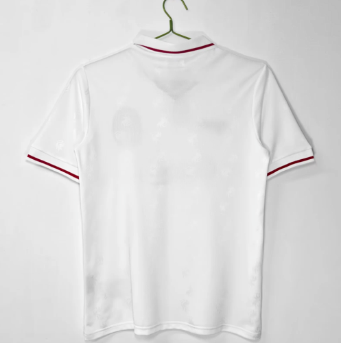 Retro Jersey 1996-1997 Liverpool Away White Soccer Jersey Vintage Football Shirt