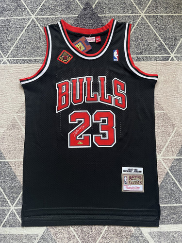 Mitchell&ness 1997-98 Chicago Bulls 23 JORDAN Black Signature Version Basketball Shirt NBA Jersey