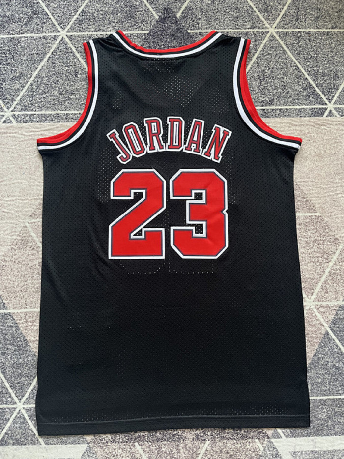 Mitchell&ness 1997-98 Chicago Bulls 23 JORDAN Black Signature Version Basketball Shirt NBA Jersey