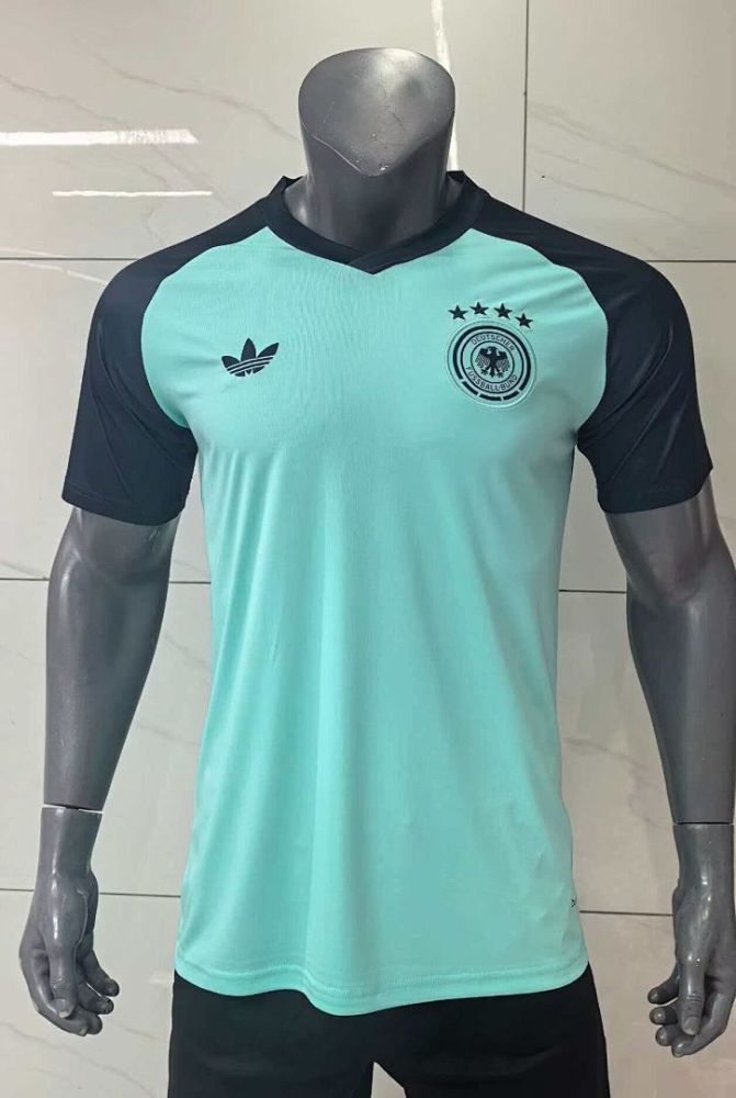 Fan Version 2026 Germany Green Goalkeeper Soccer Jersey Football Shirt