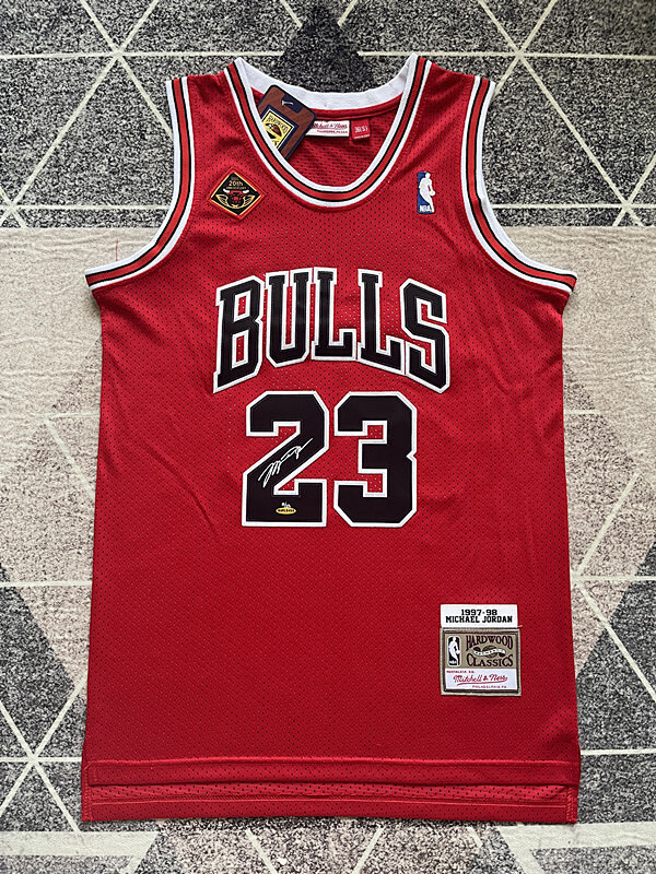 Mitchell&ness 1997-98 Chicago Bulls 23 JORDAN Red Signature Version Basketball Shirt NBA Jersey