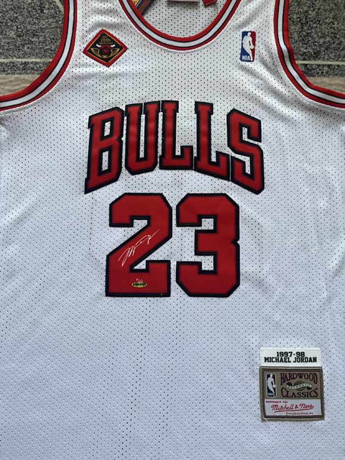 Mitchell&ness 1997-98 Chicago Bulls 23 JORDAN White/Red Signature Version Basketball Shirt NBA Jersey