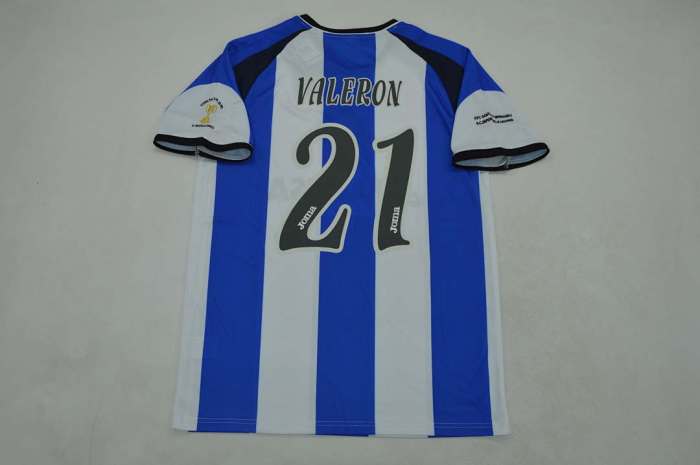 Retro Jersey 2001-2002 Deportivo Alaves VALERON 21 Home Soccer Jersey Vintage Football Shirt