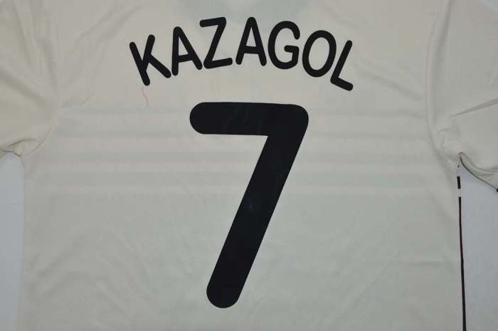 Retro Jersey 1997-1998 St. Pauli KAZAGOL 7 Home Soccer Jersey Football Shirt