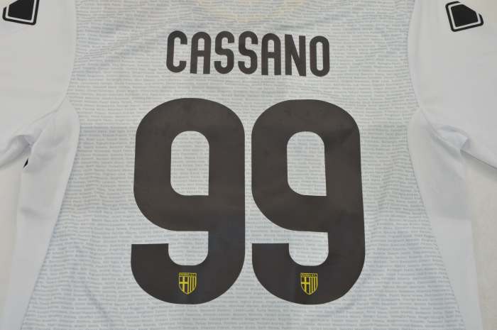 Retro Jersey 2012-2013 Parma CASSANO 99  Home Soccer Jersey Vintage Football Shirt