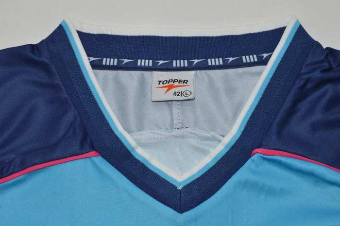 Retro Jersey 2001-2002 Argentina Racing Club 19 Home Soccer Jersey Vintage Football Shirt