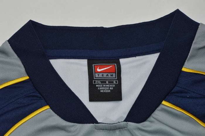 with FMF Patch Long Sleeve Retro Jersey 2001-2002 Club America Aguilas I.ZAMORANO 9 Third Away Grey Soccer Jersey Vintage Football Shirt