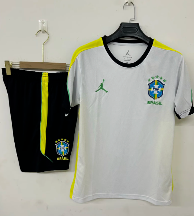 Adult Uniform 2026-2026 Brazil White Soccer Training Jersey and Shorts Football Kits