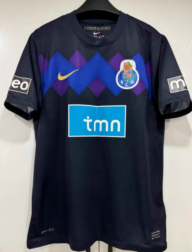Retro Jersey 2011-2012 Porto Away Black Soccer Jersey Vintage Football Shirt