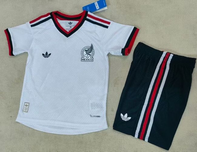Player Version Youth Uniform Kids Kit 2026 Mexico Away White Soccer Jersey Shorts Child Football Set