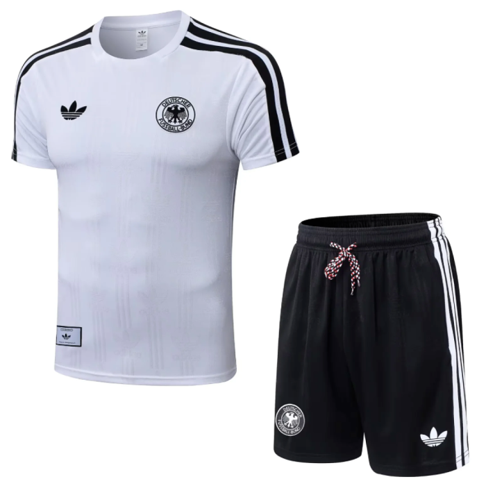 Adult Uniform 2026 Germany White Retro Model Soccer Training Jersey and Shorts Football Kits