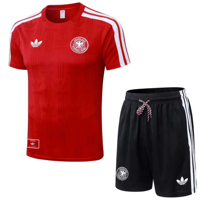 Adult Uniform 2026 Germany Red Retro Model Soccer Training Jersey and Shorts Football Kits