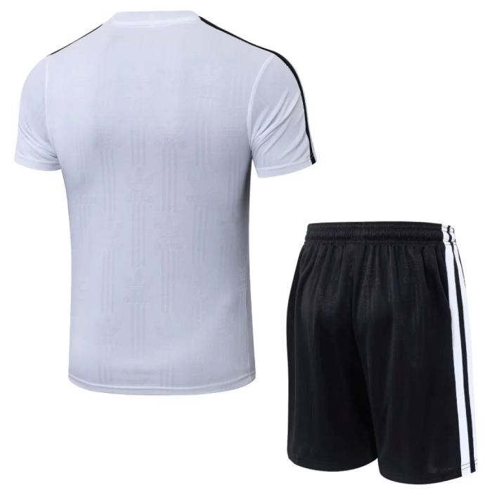 Adult Uniform 2026 Germany White Retro Model Soccer Training Jersey and Shorts Football Kits