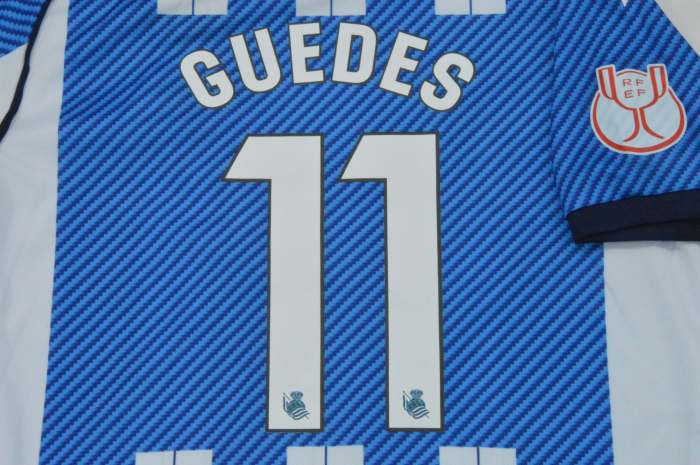 with Front Lettering+Copa De Rey Patch Fan Version 2025-2026 Real Sociedad GUEDES 11 copa de rey final Home Soccer Jersey Football Shirt
