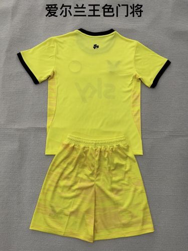 Youth Uniform Kids Kit 2026 Ireland Yellow Goalkeeper Soccer Jersey Shorts Child Football Set
