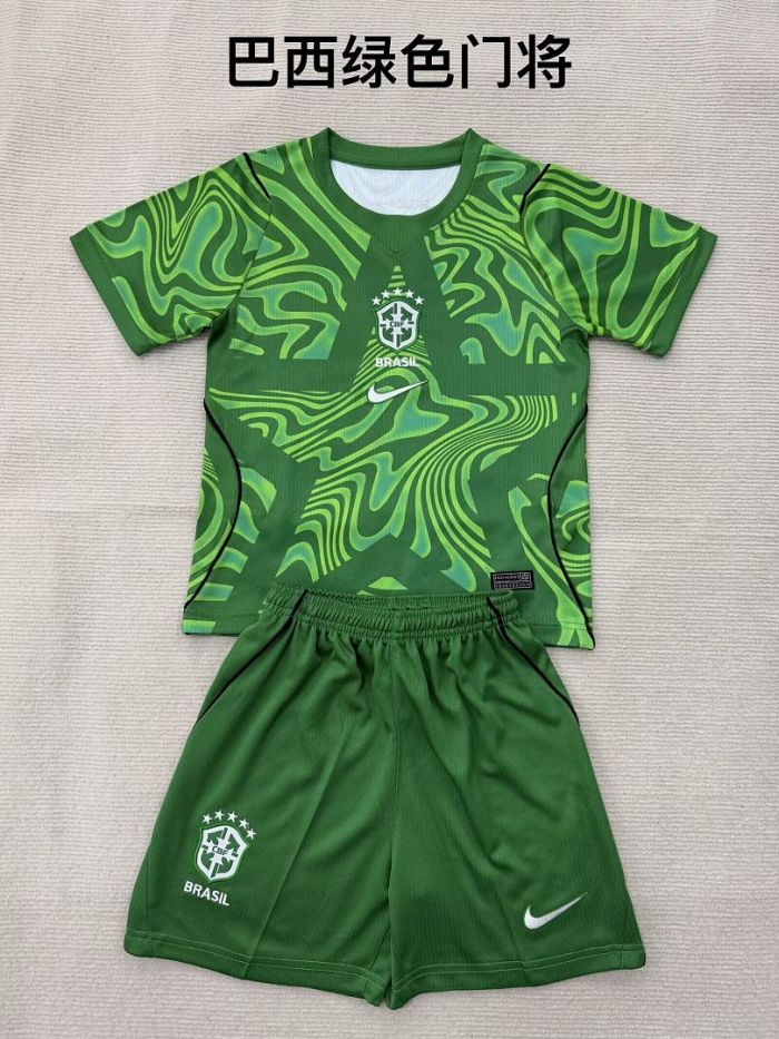Youth Uniform Kids Kit 2026 Brazil Green Goalkeeper Soccer Jersey Shorts Brasil Child Football Set