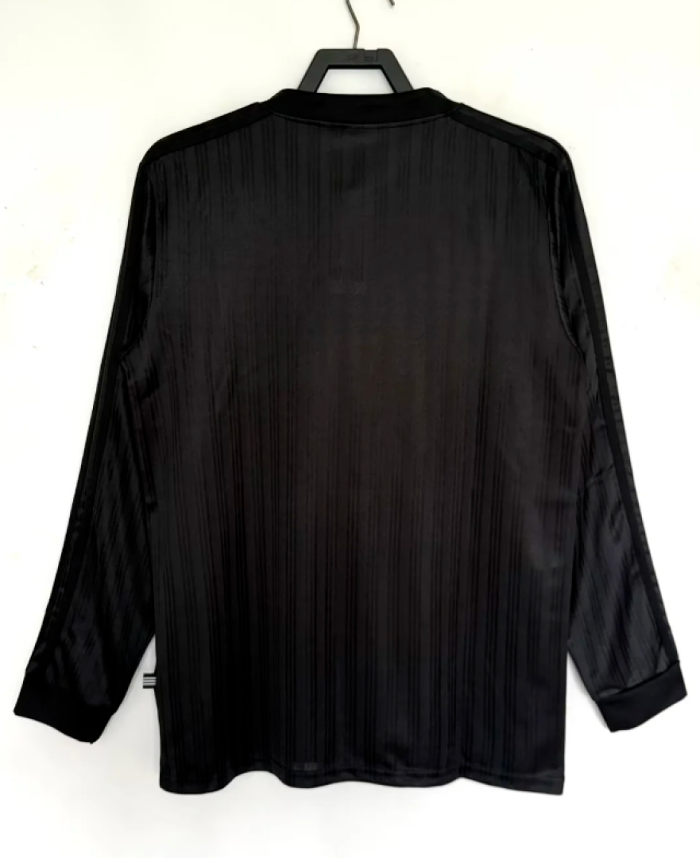 Long Sleeve Retro Jersey 1995-1996 Liverpool Black Soccer Jersey Vintage Football Shirt
