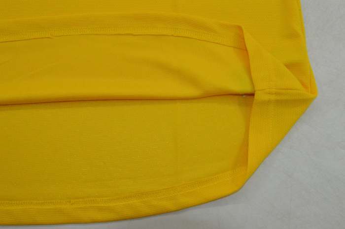 Retro Jersey 2012-2013 Brazil HULK 7 Home Soccer Jersey Vintage Brasil Camisetas de Futbol