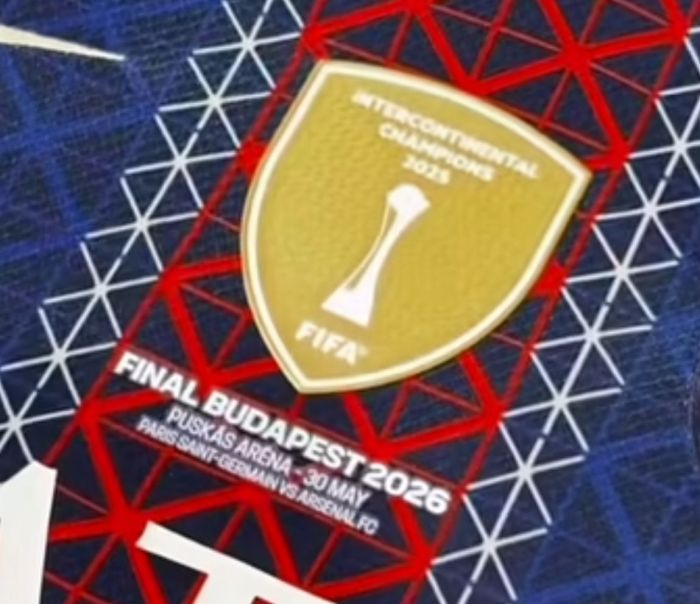 with one Star+Front Lettering+UCL Winner+Intercontinental Badge Player Version 2025-2026 PSG Home Soccer Jersey Paris Football Maillot