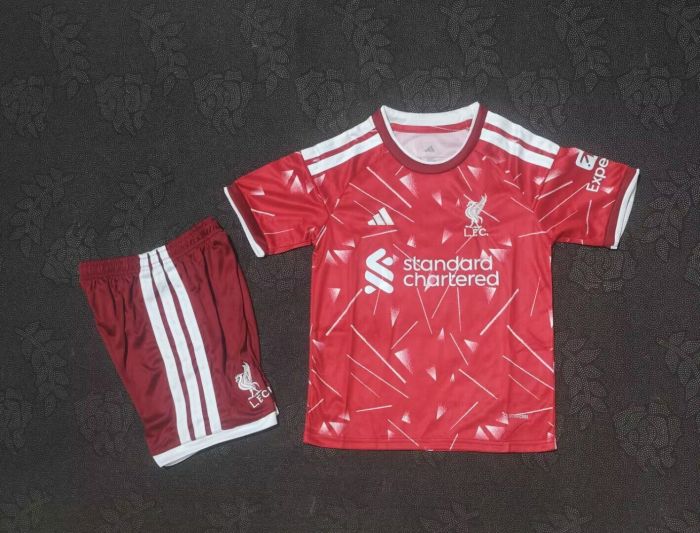 Youth Uniform Kids Kit 2026-2027 Liverpool Home Soccer Jersey Shorts Child Football Set
