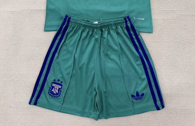 Fan Version 2026 Argentina Away Green Soccer Shorts Football Shorts
