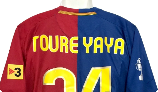 with Front Lettering+TV3+Trophy Patch Retro Jersey 2008-2009 Barcelona Toure Yaya 24 Home Soccer Jersey Vintage Camisetas de Futbol