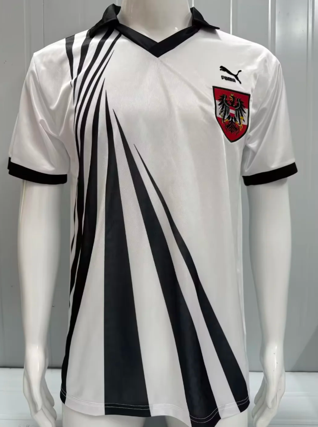 Retro Jersey 1990-1991 Austria Away White Soccer Jersey Vintage Football Shirt